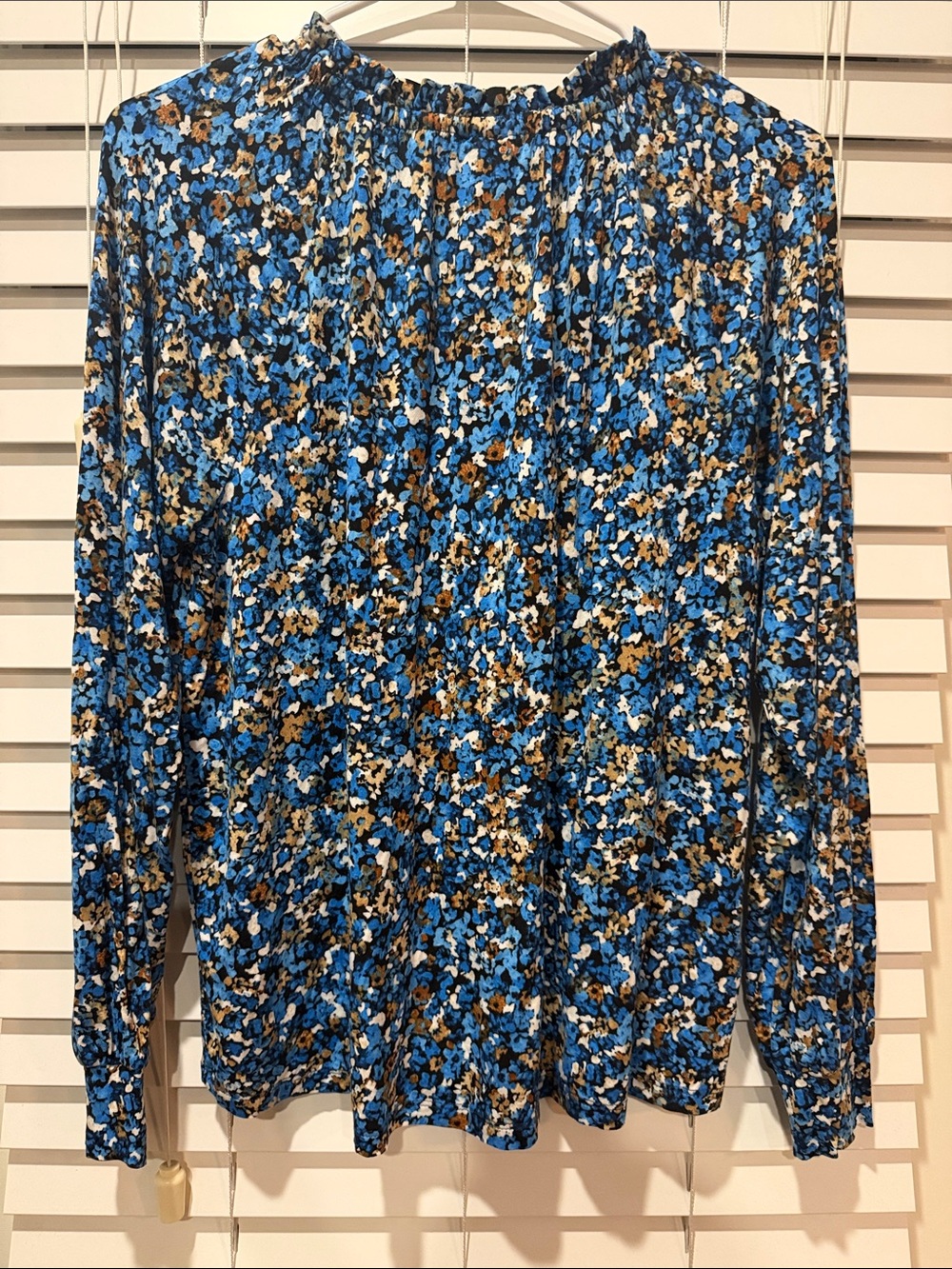 NWT - Ann Taylor Blue Floral Long-Sleeve Smocked Neck Blouse - Size Small - Picture 2 of 6